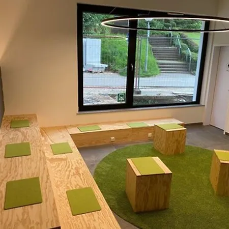 فندق A2 Am Quadrium 3*