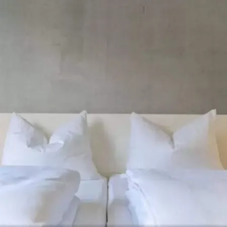 A2 Am Quadrium فندق Wernau