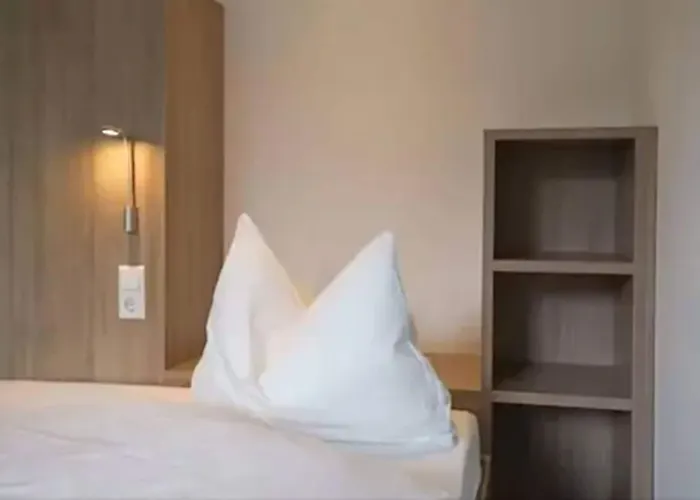 호텔 A2 Am Quadrium 3*